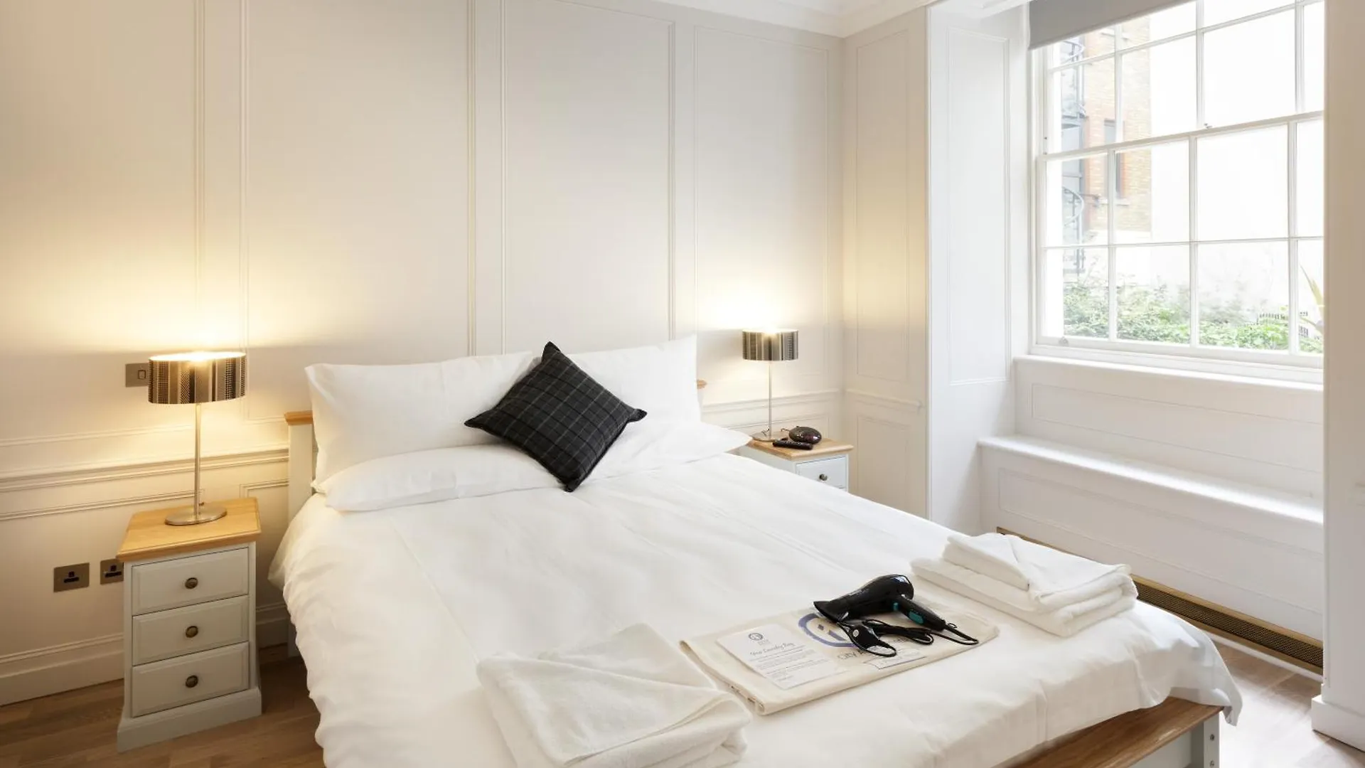Aparthotel Bank Serviced Apartments By Lovelystay London United Kingdom