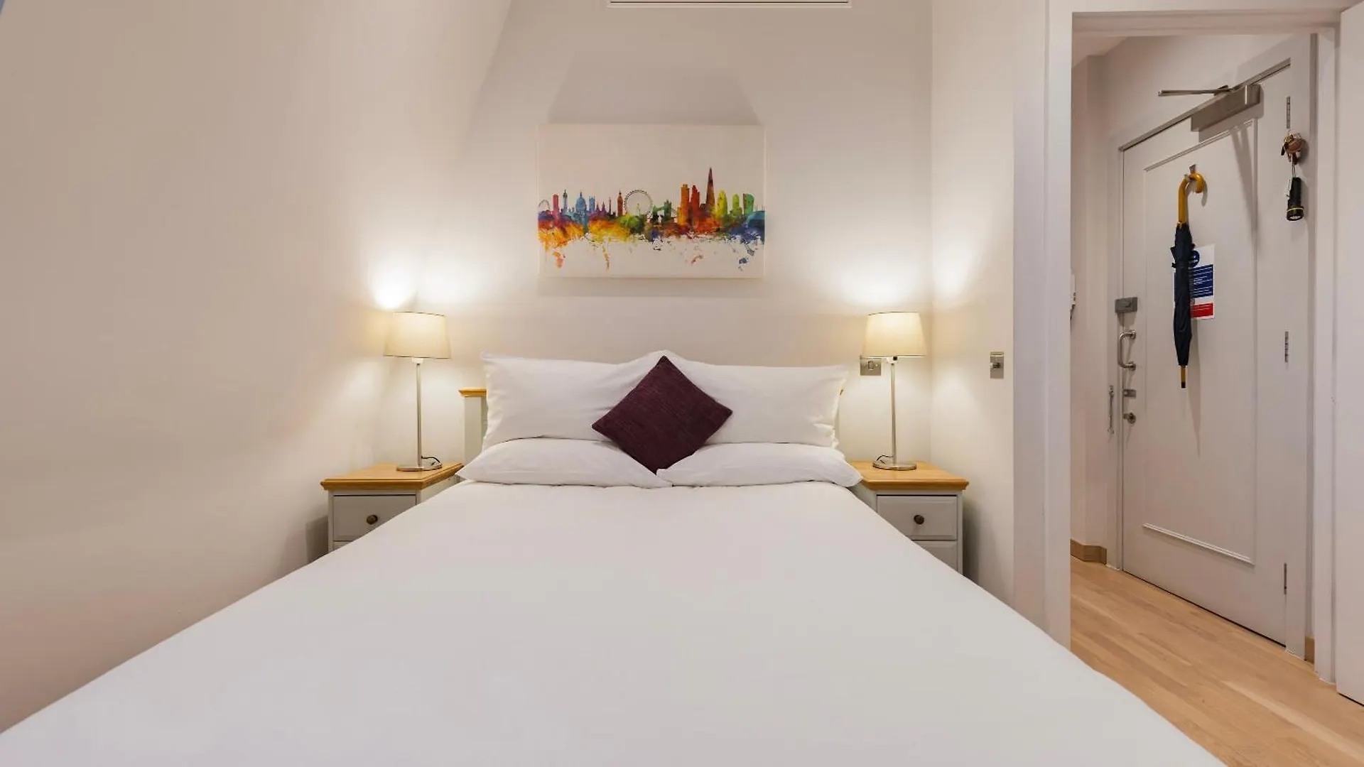 Bank Serviced Apartments By Lovelystay London 0*,