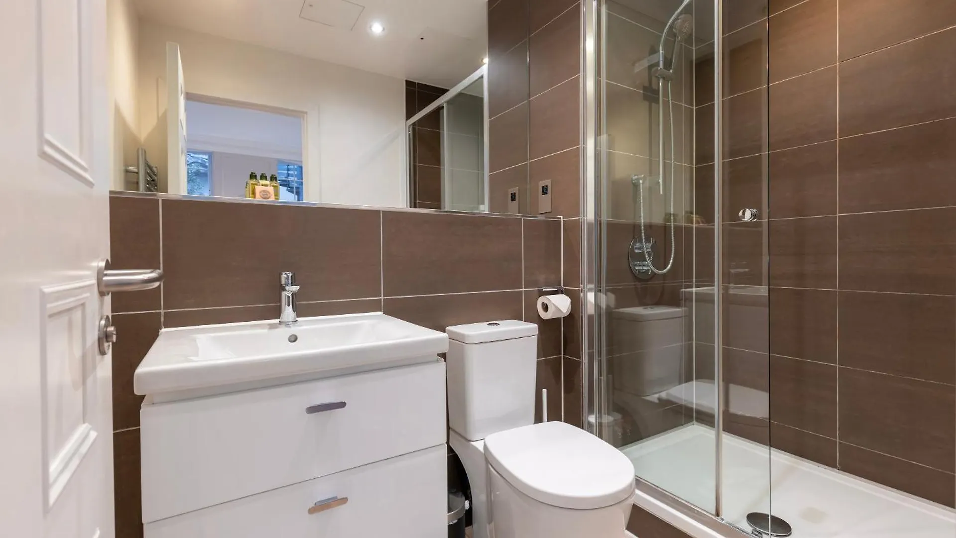 Bank Serviced Apartments By Lovelystay London United Kingdom