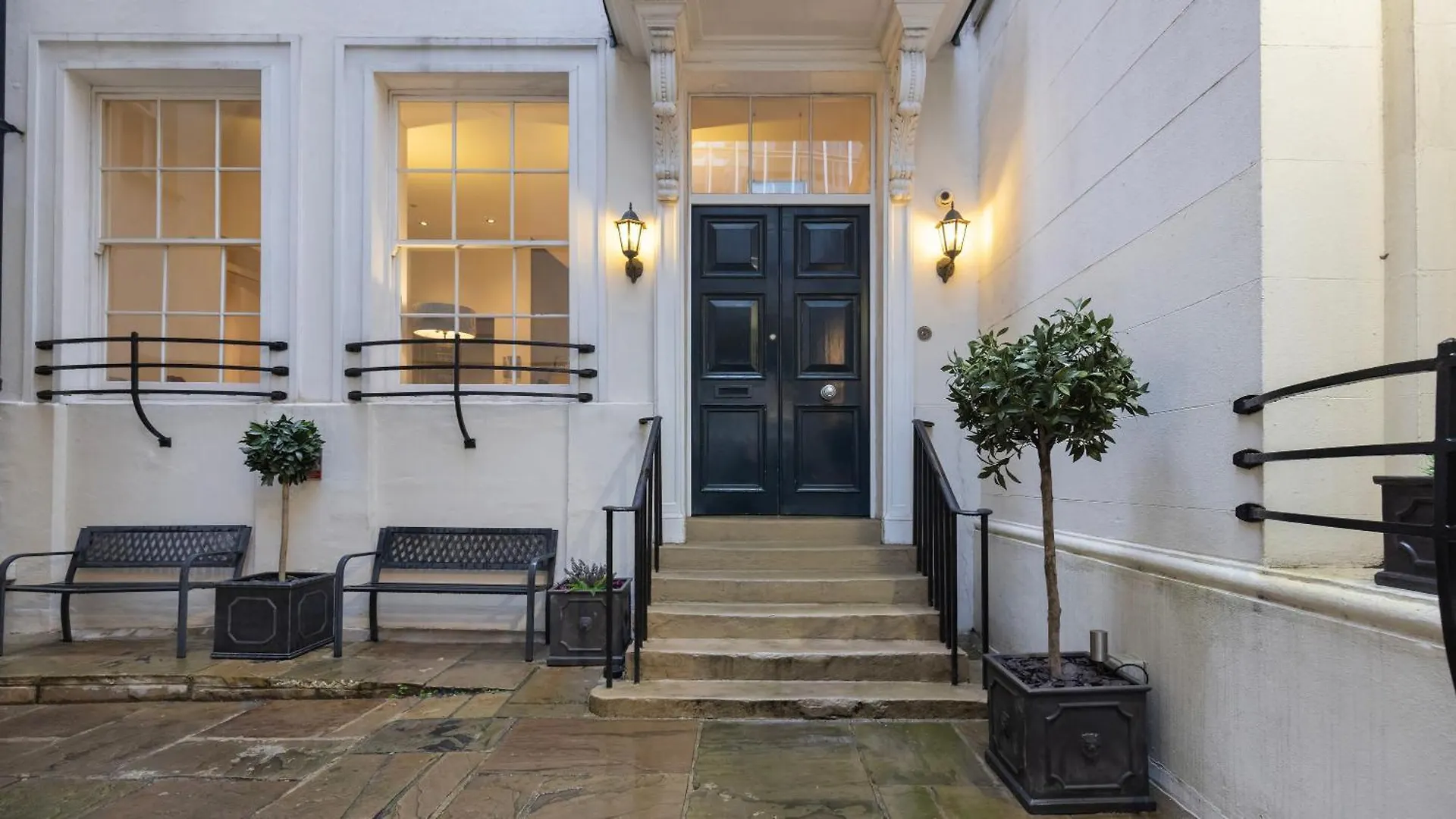 Aparthotel Bank Serviced Apartments By Lovelystay London United Kingdom